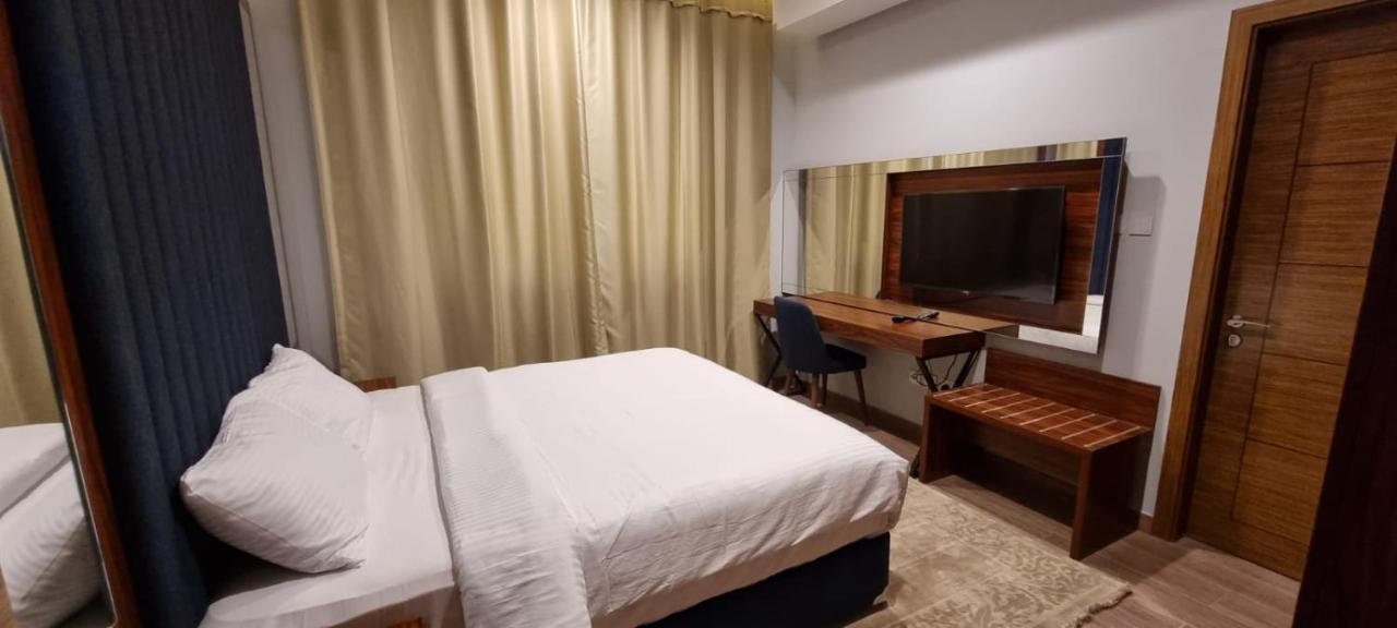 Apartment Seino *